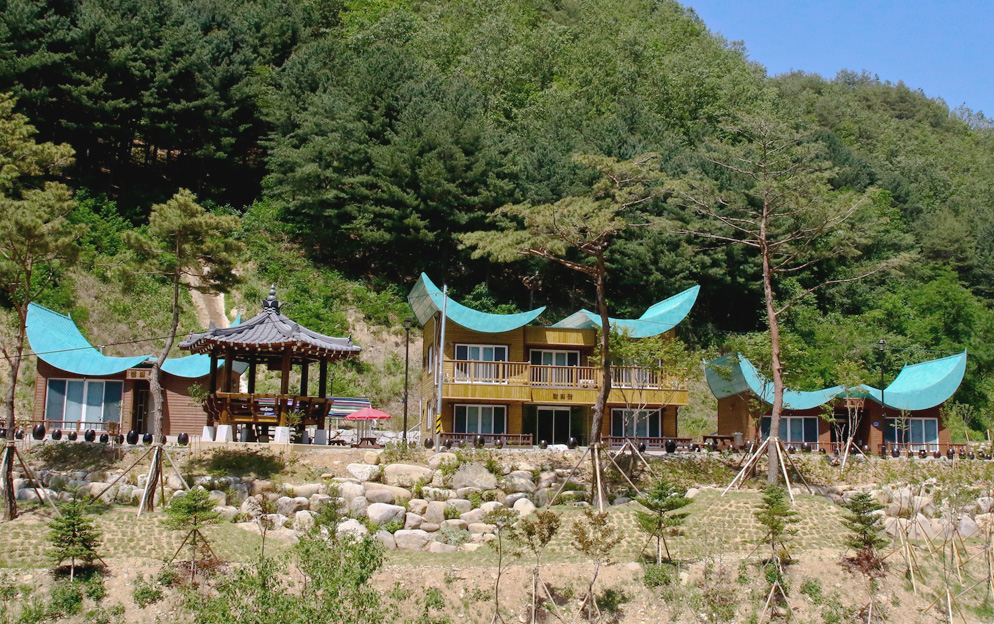 밸리펜션전경